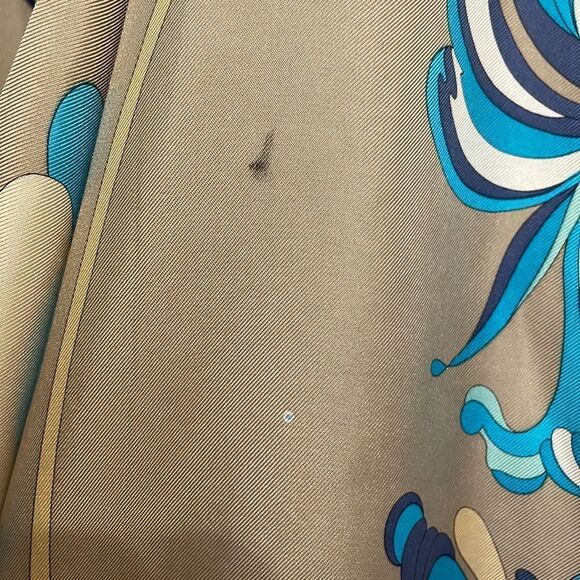 Emilio Pucci 100% Silk Printed Skirt 2000’s collection - Picture 5 of 9